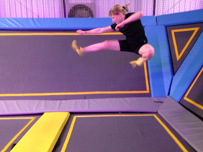 Oxygen Freejumping Trampoline Park - London