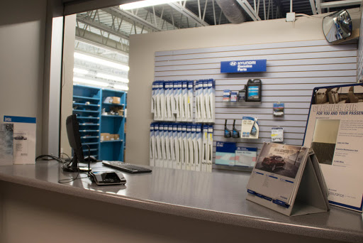 Hyundai Dealer «Knauz Hyundai», reviews and photos, 775 Rockland Rd, Lake Bluff, IL 60044, USA