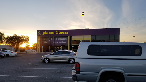 Gym «Planet Fitness», reviews and photos, 4848 N Old Oracle Rd, Tucson, AZ 85705, USA