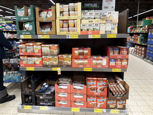 Supermarket «ALDI», reviews and photos, 1600 W 117th St, Lakewood, OH 44107, USA