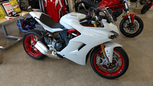 Motorcycle Dealer «Commonwealth Motorcycles», reviews and photos, 625 E Jefferson St, Louisville, KY 40202, USA