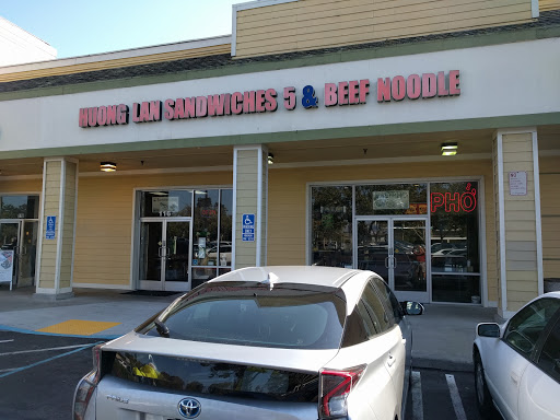 Huong Lan Sandwiches 5 & Beef Noodle image