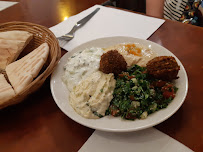 Plats et boissons du Restaurant libanais Le petit falafel à Paris - n°14