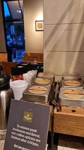 Sandwich Shop «Panera Bread», reviews and photos, 275 E Eau Gallie Blvd, Indian Harbour Beach, FL 32937, USA