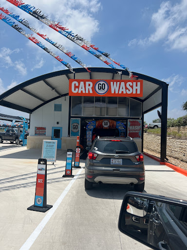GO Car Wash en Spring Branch
