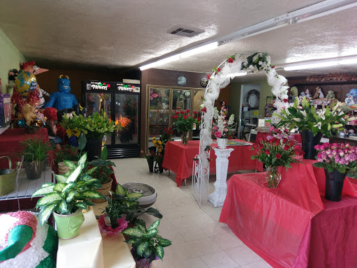 Fiesta Flowers Balloons & Gfts, 2105 Dona Ana Rd, Las Cruces, NM 88007, USA, 