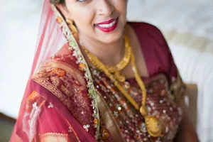 Reena Threading Center (Henna, Hair, Makeup, Bridal services) image