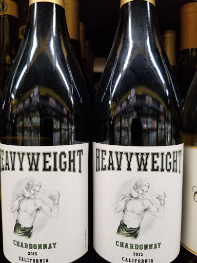 Liquor Store «Gold Crown Liquors Store», reviews and photos, 3425 N Clark St, Chicago, IL 60657, USA