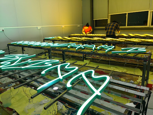 Sign Shop «FASTSIGNS», reviews and photos, 7154 W Colonial Dr, Orlando, FL 32818, USA