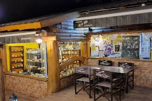 Cafeteria De La Villa image