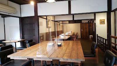DRAGON BURGER ドラゴンバーガー本店