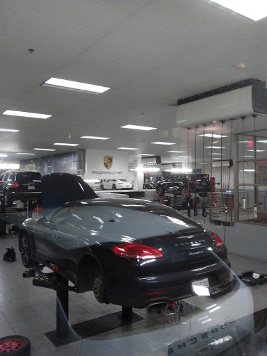 Porsche Dealer «Park Place Porsche», reviews and photos, 6113 Lemmon Ave, Dallas, TX 75209, USA