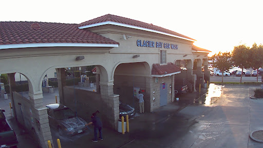 Glacier Bay Car Wash en La Habra