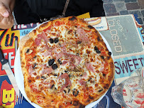Pizza du Pizzas à emporter La Pizzéria de l'Église - Restaurant Pizzeria Le Lavandou - n°13