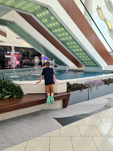 Shopping Mall «Cherry Hill Mall», reviews and photos, 2000 NJ-38, Cherry Hill, NJ 08002, USA