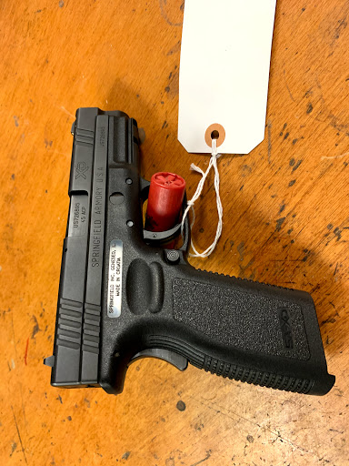 Gun Shop «Bergen Sporting Goods», reviews and photos, 649 Bergen Blvd, Ridgefield, NJ 07657, USA