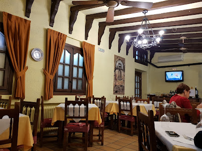 Restaurante Casa Engracia - Calle Ruiz Zorrilla, 3, 42300 El Burgo de Osma, Soria, Spain