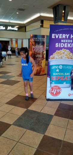 Movie Theater «AMC Classic Apple Valley 15», reviews and photos, 15630 Cedar Ave S, Apple Valley, MN 55124, USA