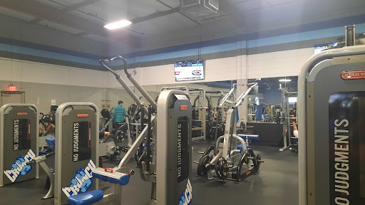 Health Club «Crunch - Elk Grove», reviews and photos, 9661 E Stockton Blvd, Elk Grove, CA 95624, USA
