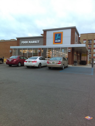 Supermarket «ALDI», reviews and photos, 1349 McFarland Blvd E, Tuscaloosa, AL 35404, USA