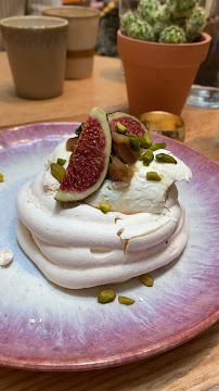 Pavlova du Restaurant californien Cali Sisters à Paris - n°3