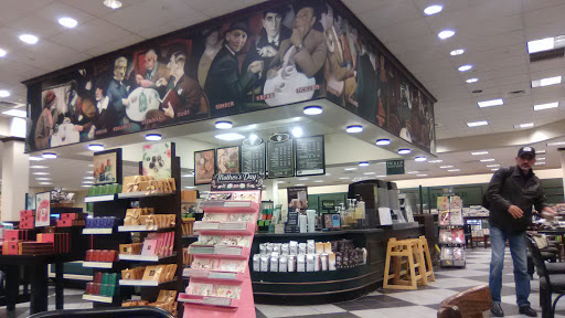 Book Store «Barnes & Noble Booksellers Moorestown», reviews and photos, 1311 Nixon Dr, Moorestown, NJ 08057, USA