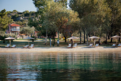 Photo de Karagatsi beach IV et ses beaux paysages