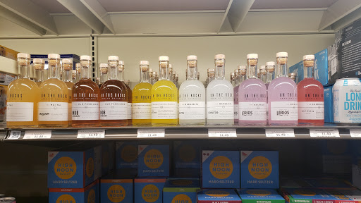 Wine Store «Total Wine & More», reviews and photos, 2528 FL-580, Clearwater, FL 33761, USA