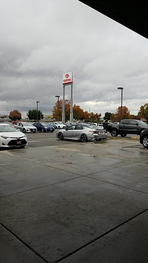 Toyota Dealer «Toyota Vacaville», reviews and photos, 500 Orange Dr, Vacaville, CA 95687, USA