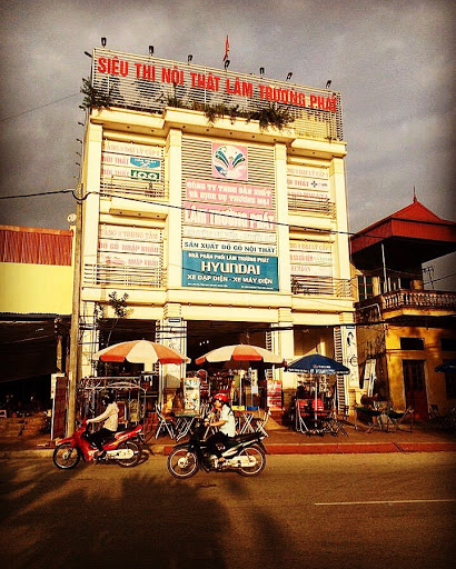 Siêu thị nội thất Lâm Trường Phát
