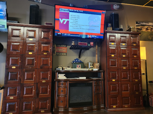 Tobacco Shop «Hogshead Cigar Lounge», reviews and photos, 9849 Jefferson Davis Hwy #106, Fredericksburg, VA 22407, USA