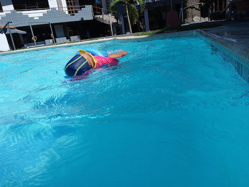 Cursos de natacion para bebes en San Salvador