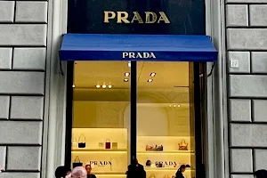 Prada Firenze Via Roma image