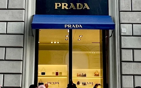 Prada Firenze Via Roma image