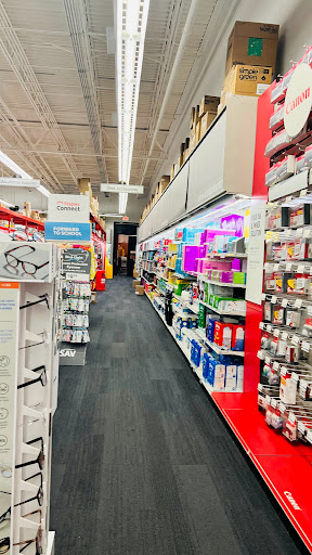 Office Supply Store «Staples», reviews and photos, 935 E Lancaster Ave, Downingtown, PA 19335, USA