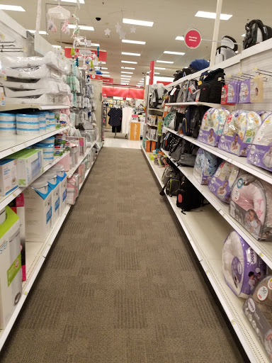 Department Store «Target», reviews and photos, 13301 Gateway Center Dr, Gainesville, VA 20155, USA