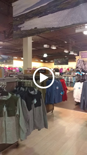 Sportswear Store «Columbia Sportswear Outlet Store at Tanger Outlet Center», reviews and photos, 4630 Factory Stores Blvd A175, Myrtle Beach, SC 29579, USA