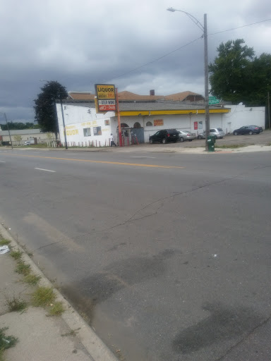 Liquor Store «Western Liquor Store», reviews and photos, 12820 Plymouth Rd, Detroit, MI 48227, USA
