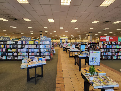 Book Store «Barnes & Noble», reviews and photos, 4972 Dublin Blvd, Dublin, CA 94568, USA