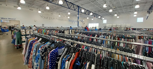 Thrift Store «Goodwill Ocala Superstore Adjacent to Paddock Mall», reviews and photos, 2830 SW 27th Ave, Ocala, FL 34471, USA