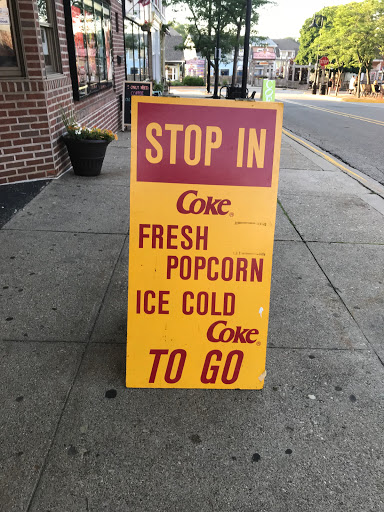 Movie Theater «Michigan Theatre», reviews and photos, 210 Center St, South Haven, MI 49090, USA