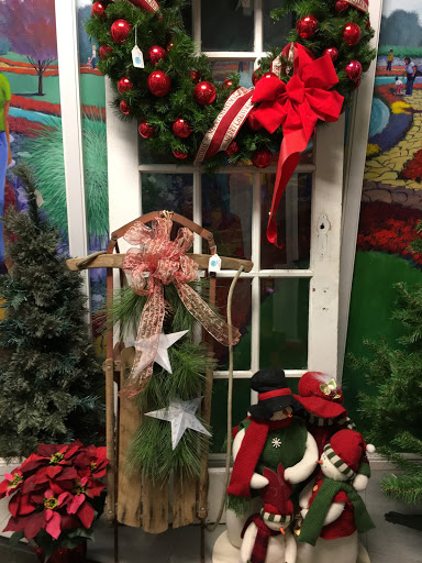 Thrift Store «Second Impressions Upscale Thrift Store», reviews and photos, 3750 S Westnedge Ave, Kalamazoo, MI 49008, USA