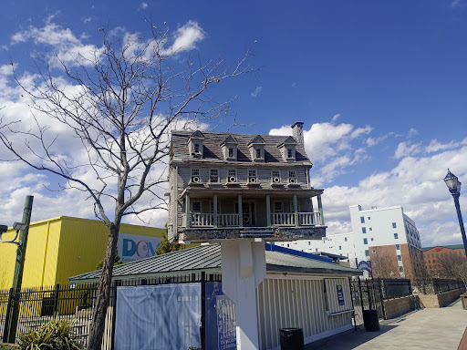 Golf Course «Riverwalk Mini Golf», reviews and photos, 550 Justison St, Wilmington, DE 19801, USA