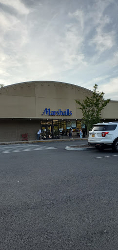 Department Store «Marshalls», reviews and photos, 2564 Central Park Ave, Yonkers, NY 10710, USA