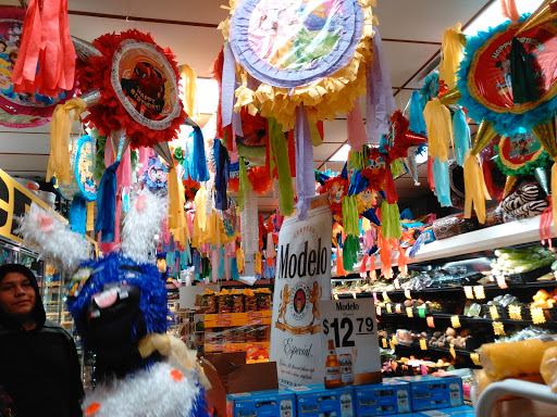 Grocery Store «EL REY MARKET», reviews and photos, 7600 National Turnpike, Louisville, KY 40214, USA