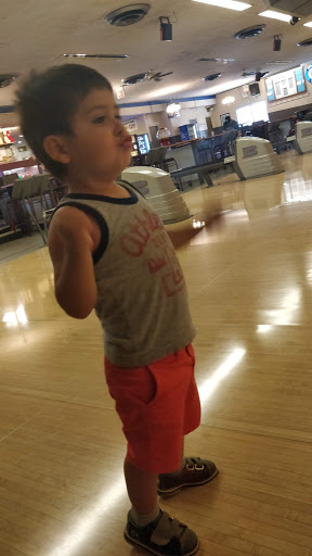 Bowling Alley «Lawn Lanes», reviews and photos, 6750 S Pulaski Rd, Chicago, IL 60629, USA