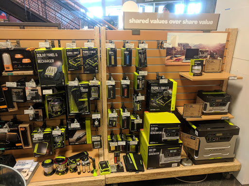 Camping Store «REI», reviews and photos, 1703 S Brentwood Blvd, Brentwood, MO 63144, USA