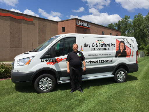 Truck Rental Agency «U-Haul Moving & Storage at Hwy 13 & Portland Ave», reviews and photos, 12200 Portland Ave S, Burnsville, MN 55337, USA