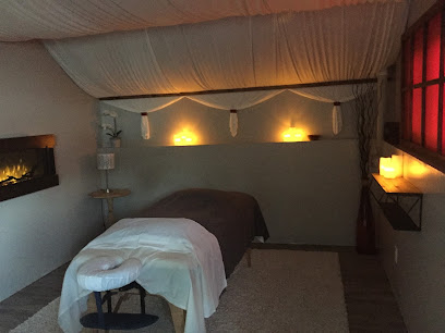 Amanda Whalen Registered Massage Therapist