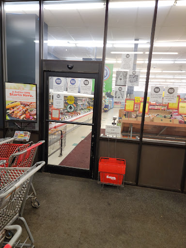 Grocery Store «Save-A-Lot», reviews and photos, 452 Mt Pleasant St, New Bedford, MA 02746, USA